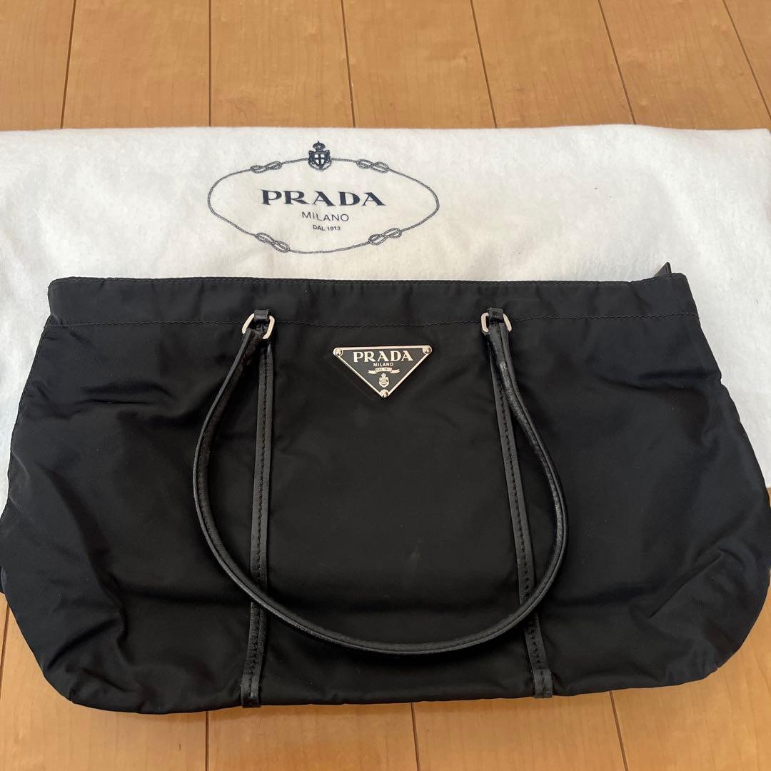 プラダ　トートバッグ