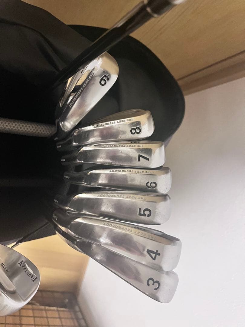 ゴルフセット　テイラーメイド　スリクソン