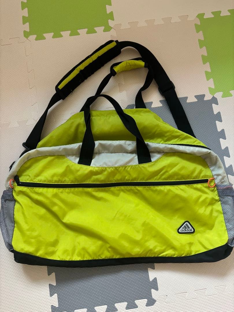 adidas ボストンバッグ　平成レトロ　当時　旅行　修学旅行　便利　紐付き