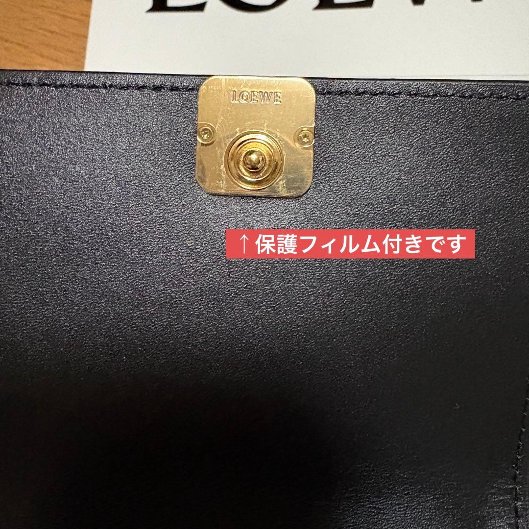 ロエベ　アナグラムトライフォールドウォレット