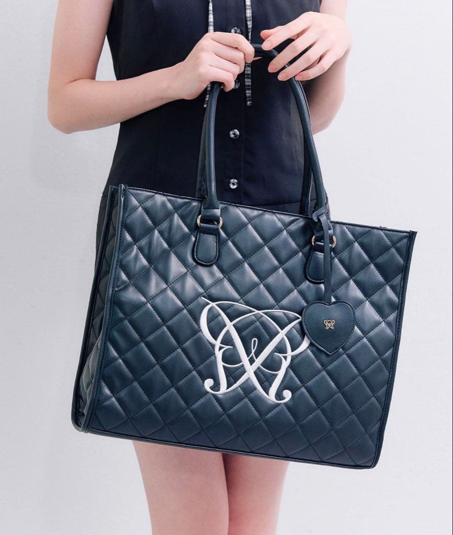 Aimerianejoie キルティング キャリーオントート 推し活バッグ