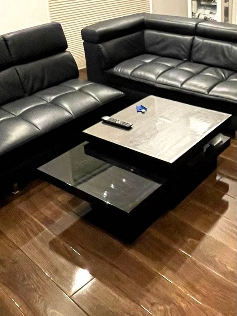ブラックリビングテーブル