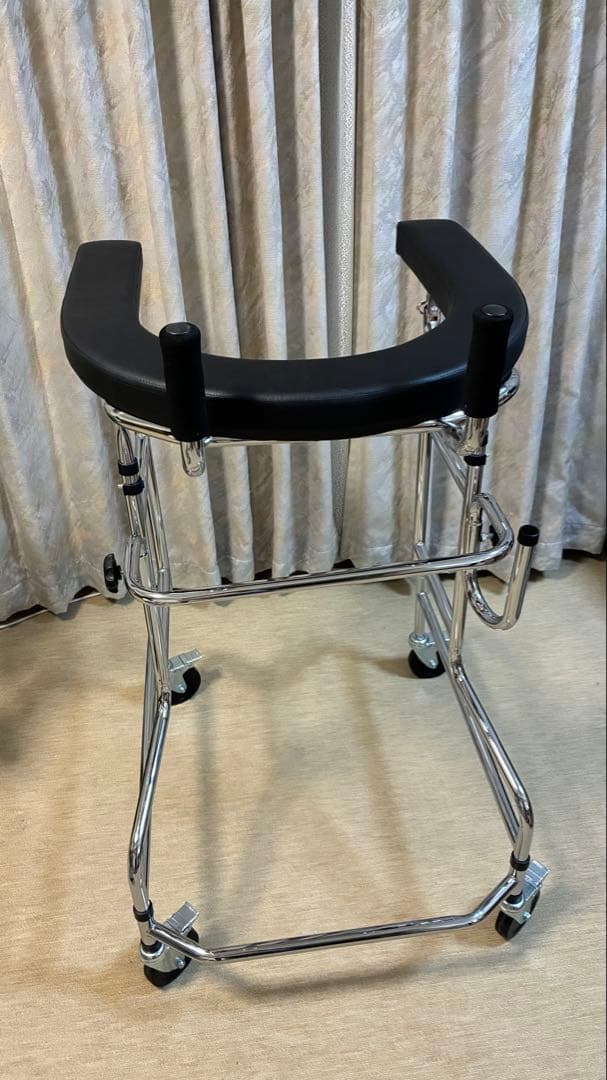 歩行器 歩行補助器 高齢者用　介護　屋内リハビリ用　サークル型