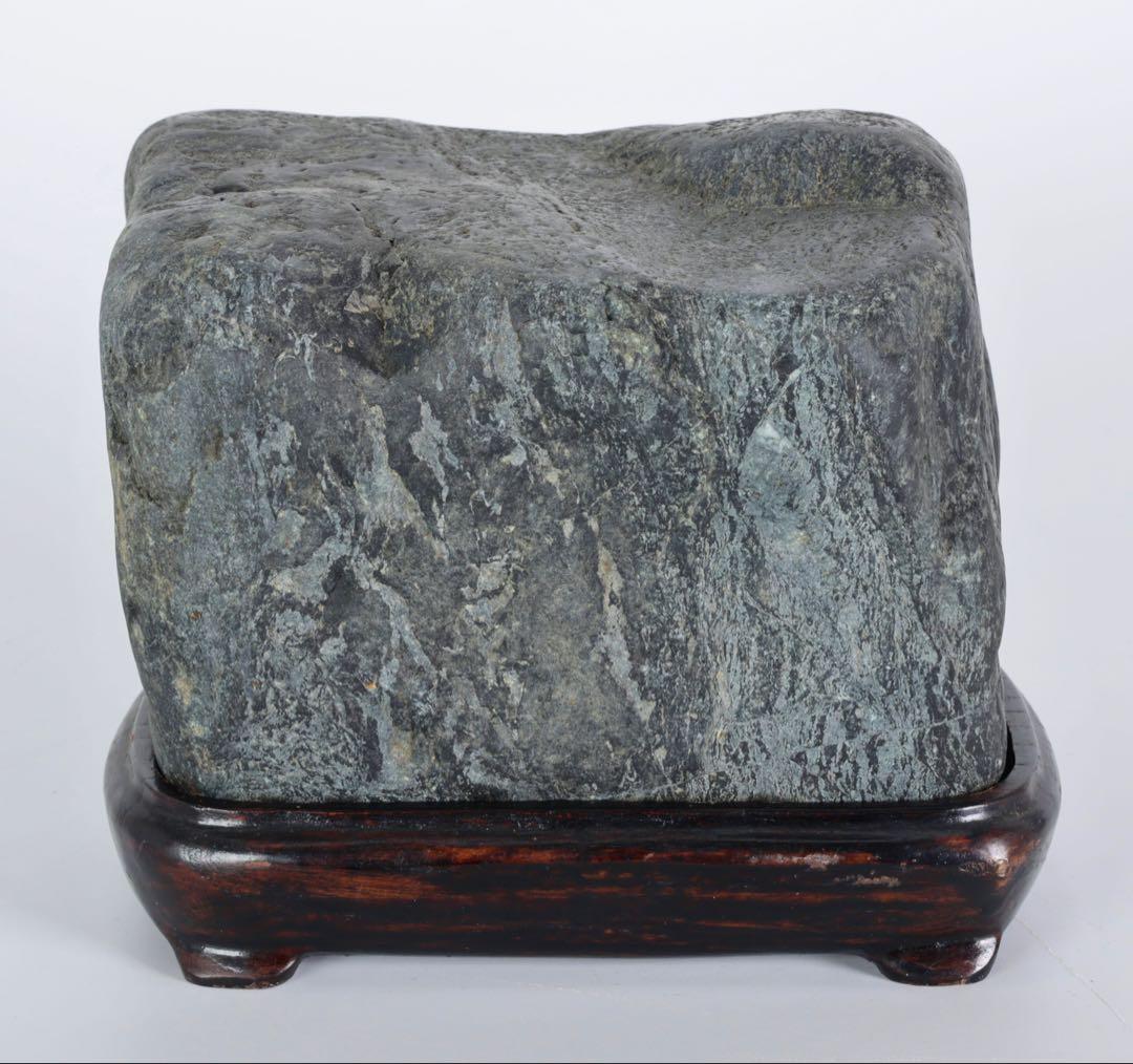 阿賀野川 水石 名石 台座付 4kg 鑑賞石 盆石 盆景 天然石 飾石 原石