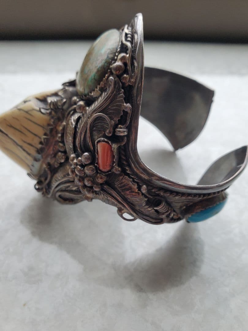 【Edogawa】★激レア象牙調バングル★天然物　シルバー　彫刻