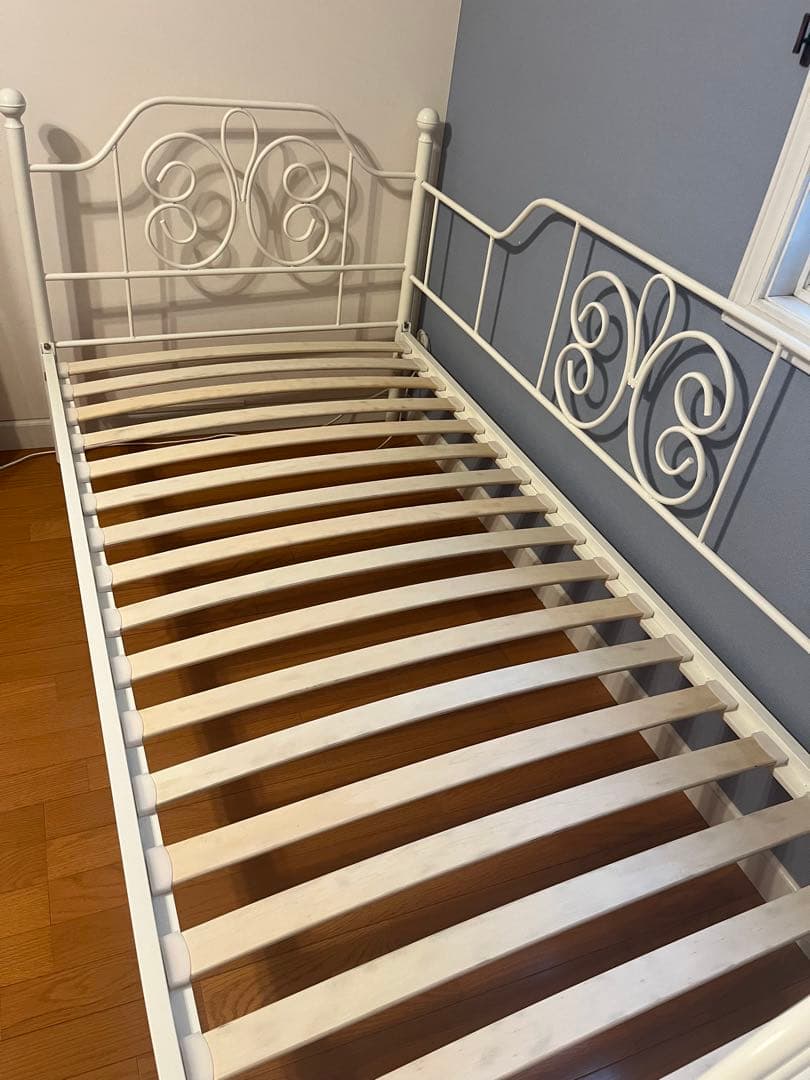 引き取り限定 ニトリ 姫ベッド ベッドフレーム 白