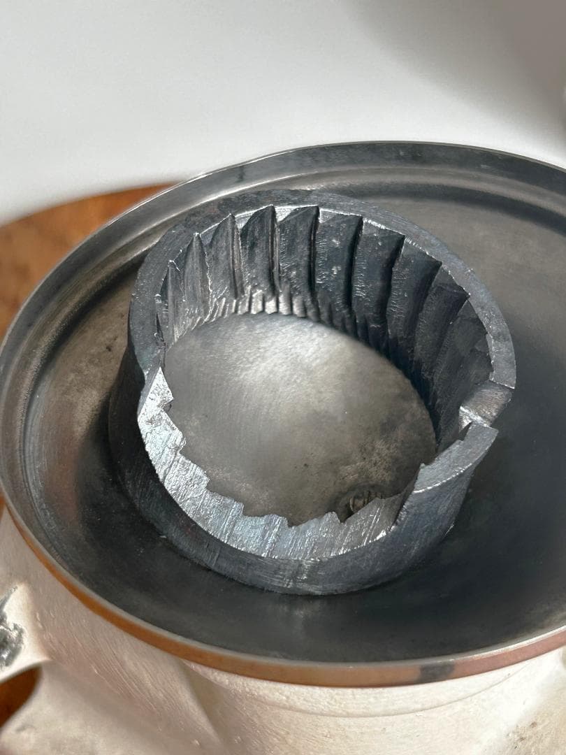 フランス　壁掛け　プジョーコーヒーミル　ブロカント　古道具　アンティーク