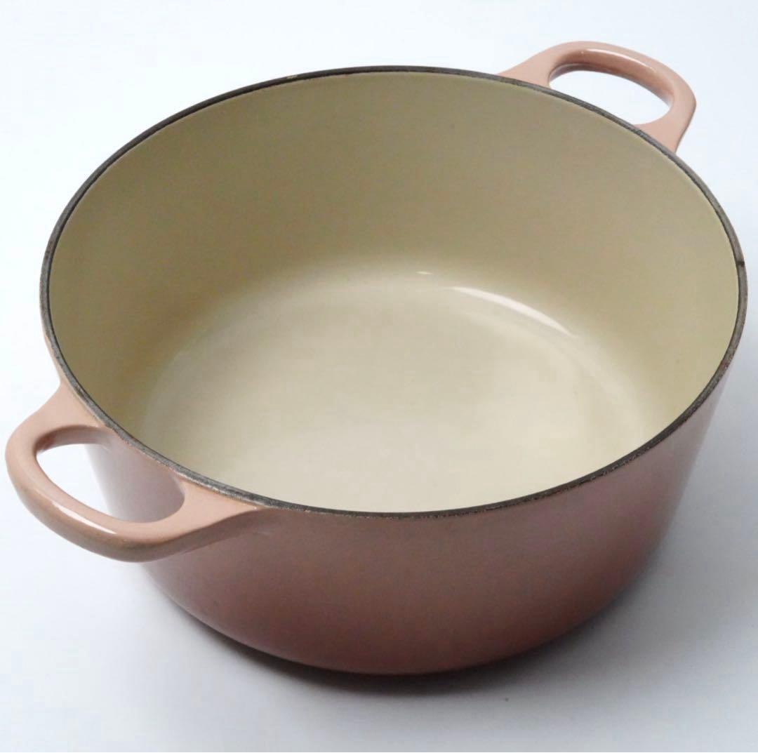 【美品】LE CREUSET　ココット ロンド カプチーノ　22cm