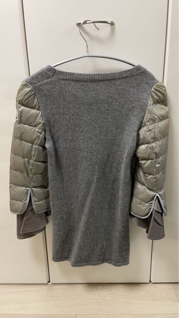 モンクレール　ニットダウン