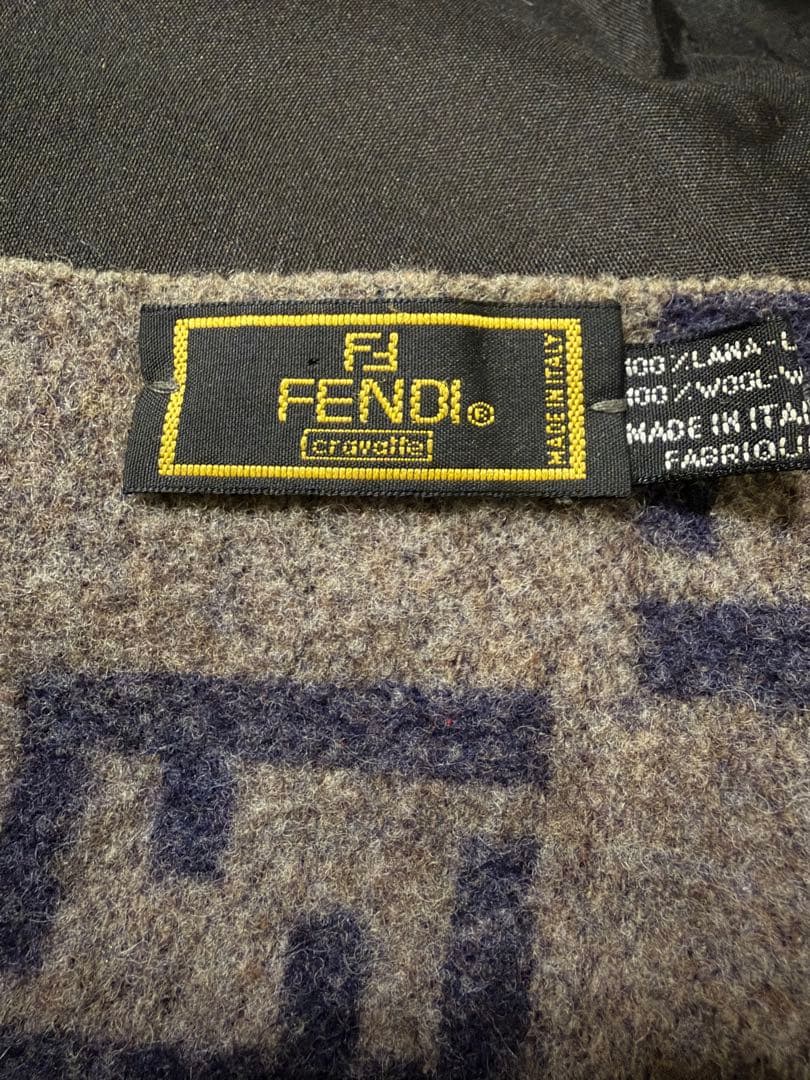 Fendi ウールマフラー