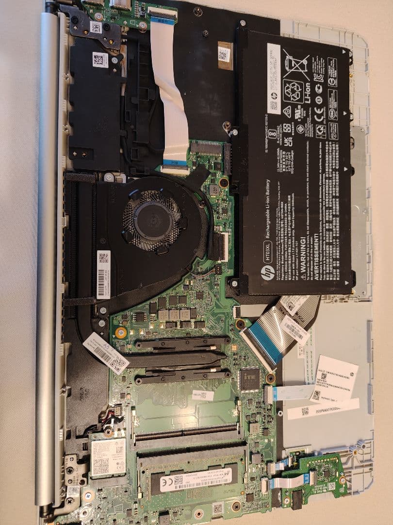 HP 15s-eq1133AU SSDなし　ジャンク扱い