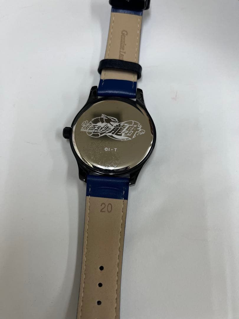 プレミアムバンダイ 仮面ライダー龍騎 ナイトモデル 腕時計