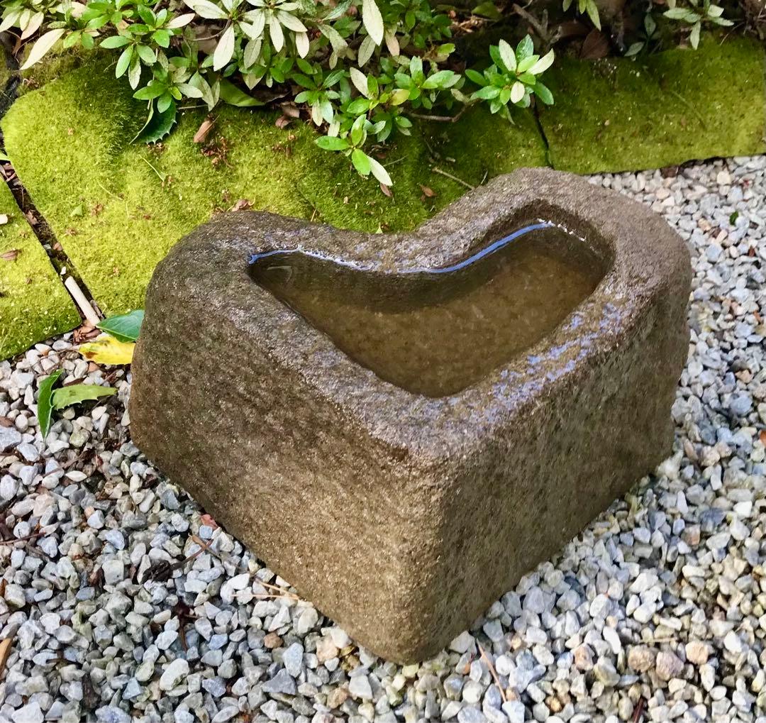 天然石鉢・寄せ植え鉢・水鉢・一輪挿し鉢・多肉植物鉢・オブジェ・置物造園水石飾り石