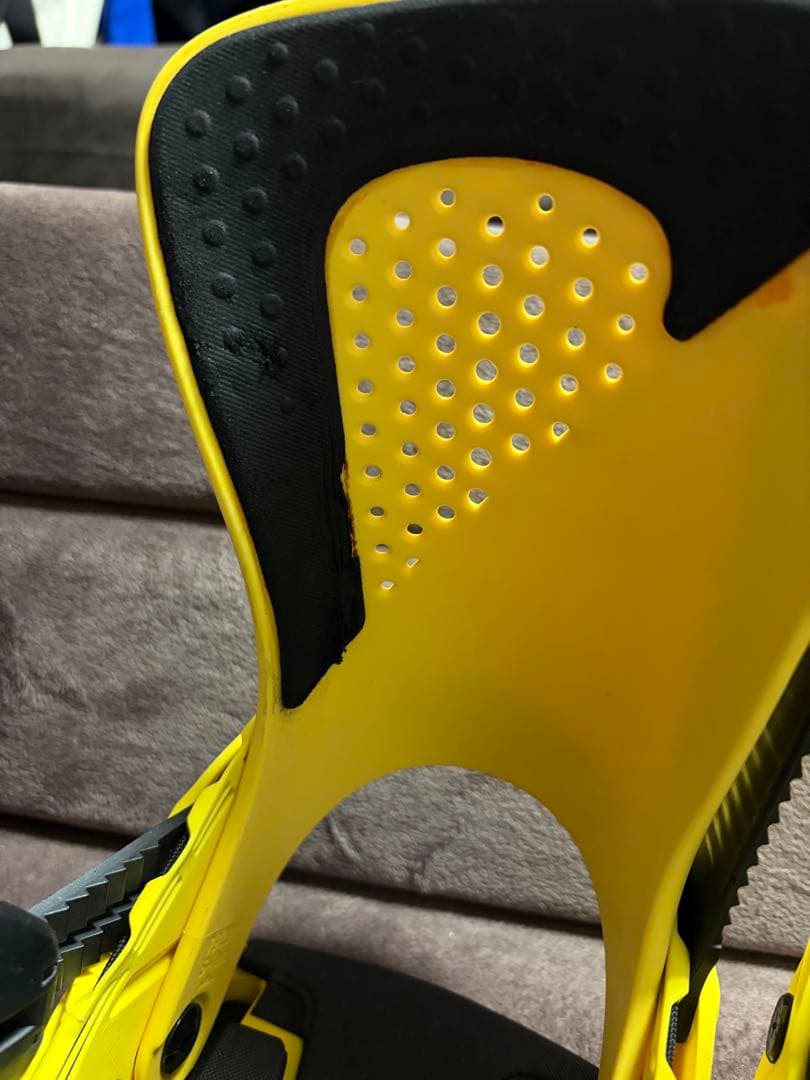 SALOMON HOLOGRAM Sサイズ 23-24 モデル