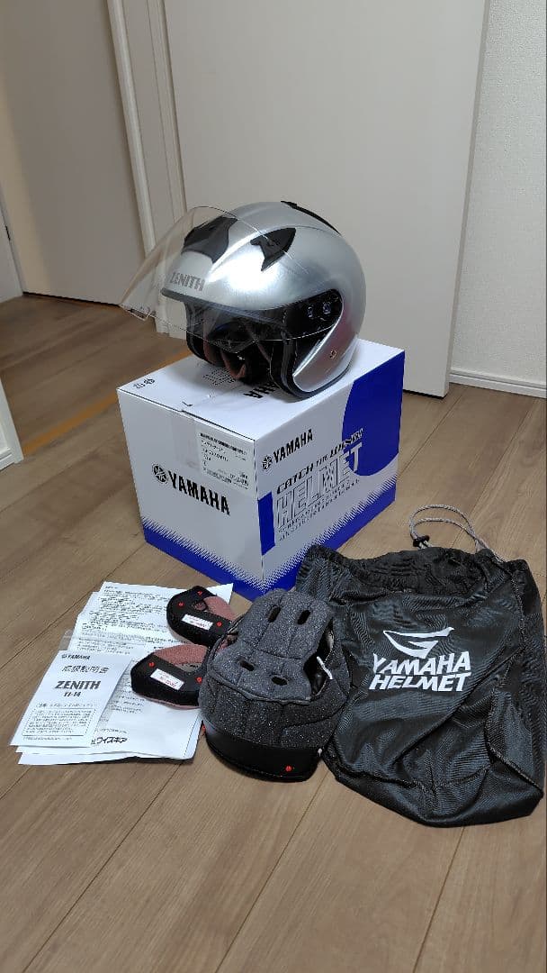ヤマハ ヘルメット YJ-14 ZENITH シルバ JIS2種・SG