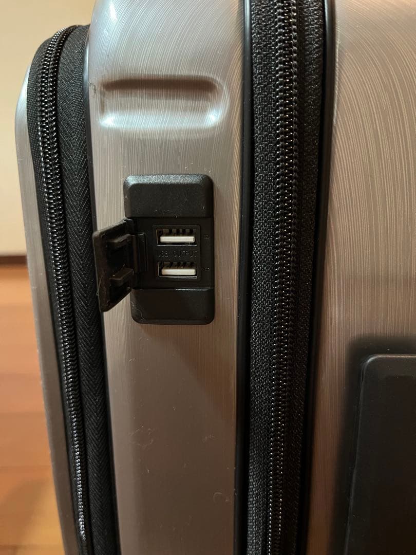 スーツケース キャリーケース BERMAS 35L シルバー TSA LOCK