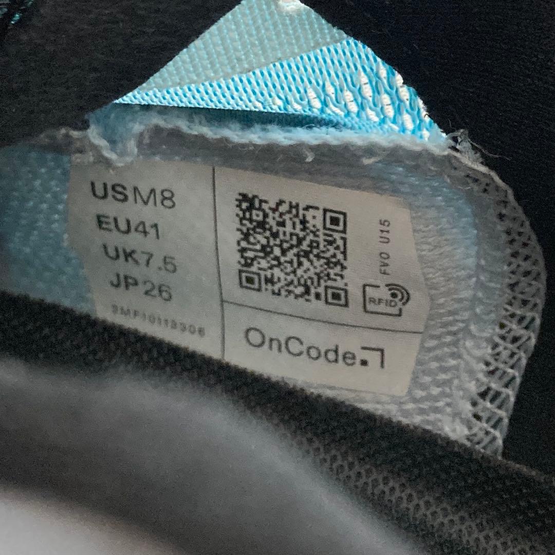 美品　On Cloudflow 5 レーシングシューズ　ランニング　スニーカー