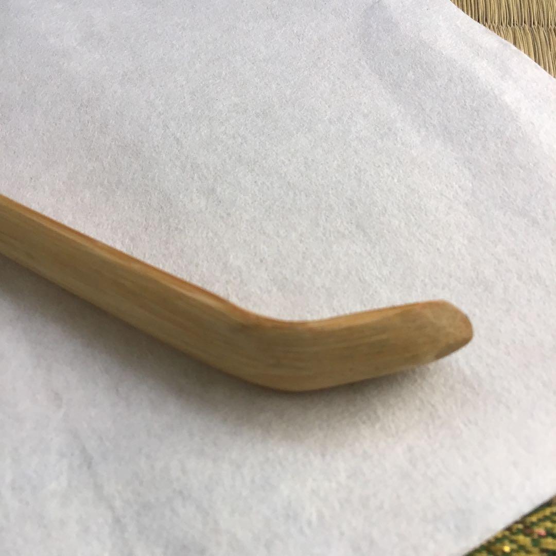 茶杓銘:弐千歳ト号楽只斎作鶴亀写　松尾流十二代松尾宗典作　妙玄斎書付　S86CS