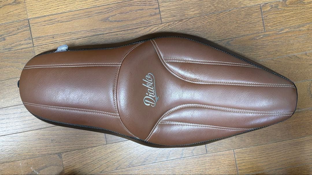 Diabolus レブル250/500用スペシャルロングシート/RB0174