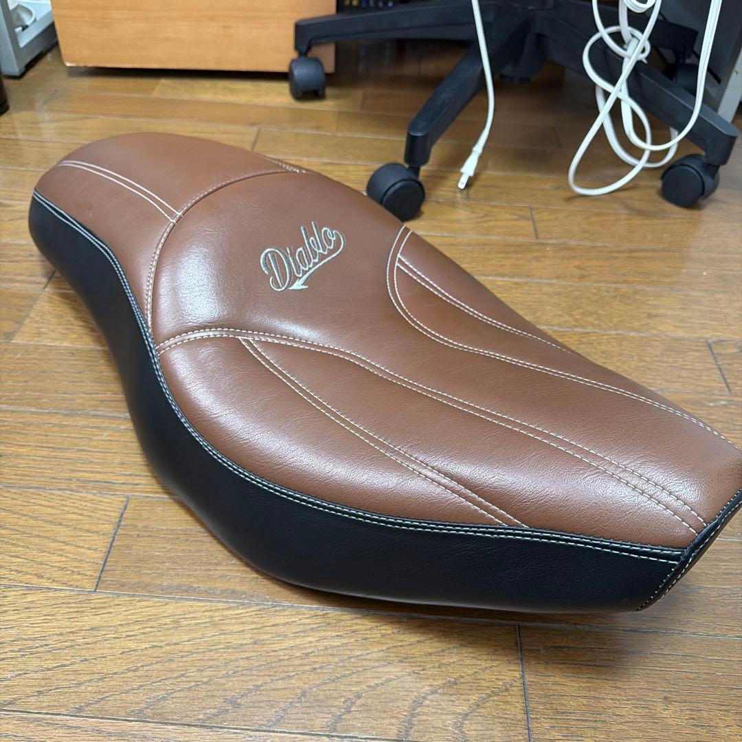 Diabolus レブル250/500用スペシャルロングシート/RB0174