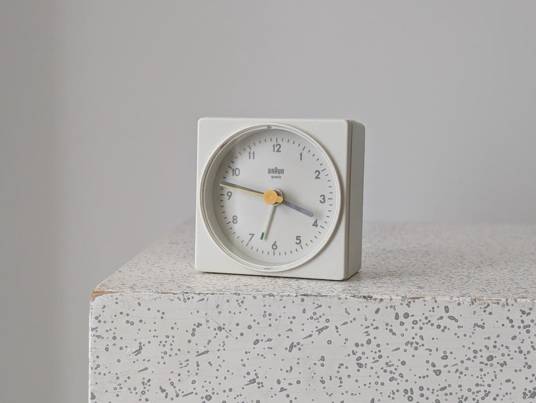 80s ビンテージ BRAUN AB1 4746 アラームクロック 希少 オフ白
