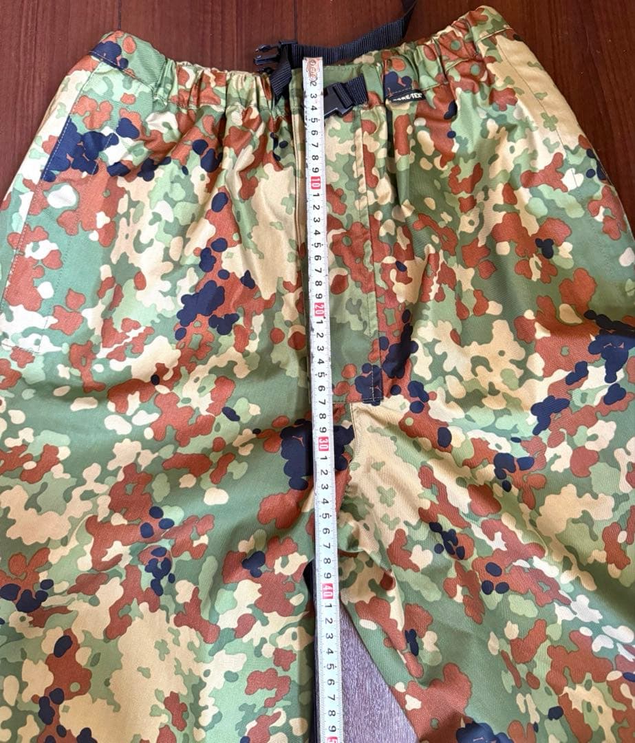 防水加工済み　迷彩雨具　L GORE-TEX