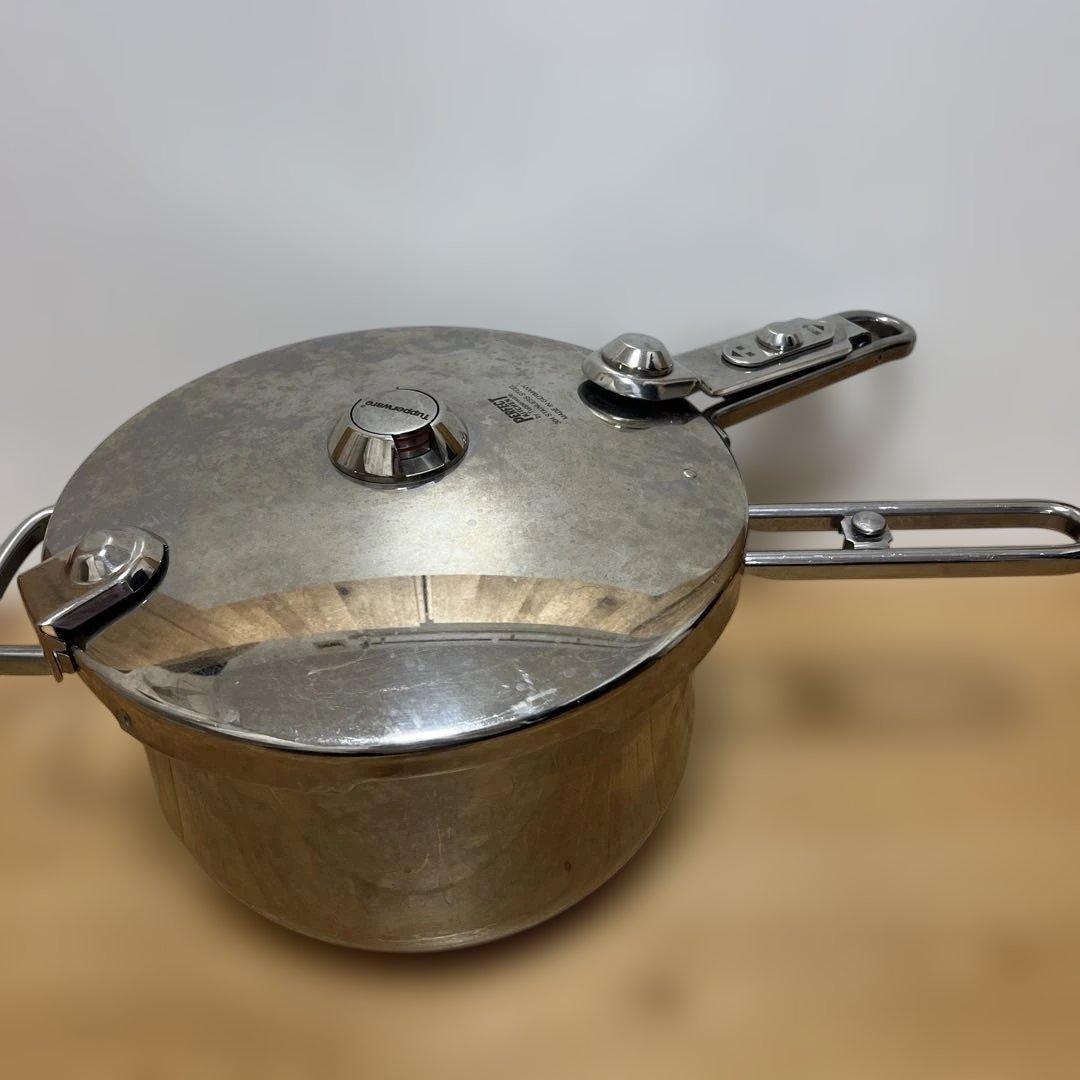 タッパーウエアステンレス圧力鍋 5L