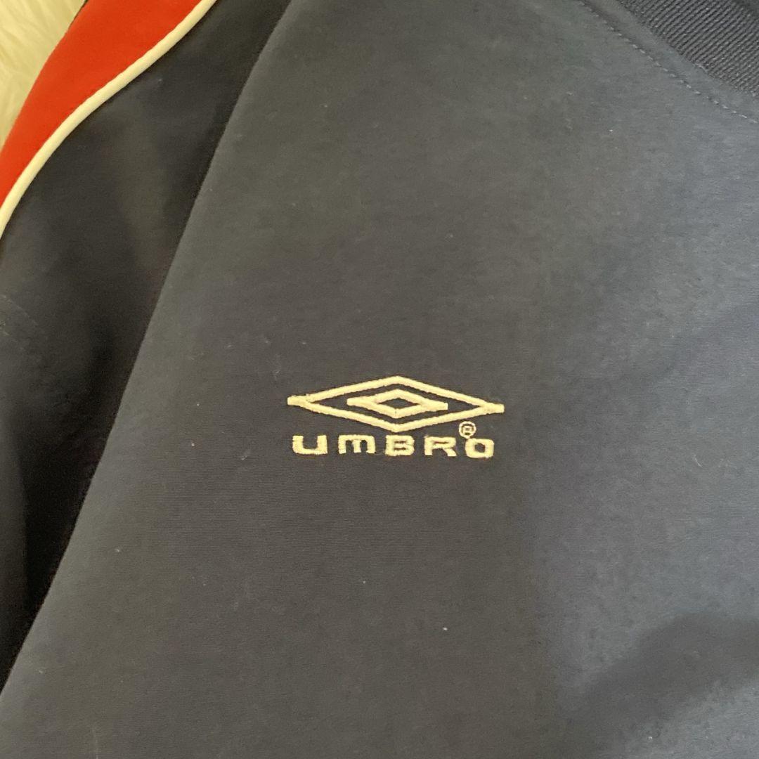 美品 umbro アンブロ イングランド代表 ピステ ナイロンジャケット L