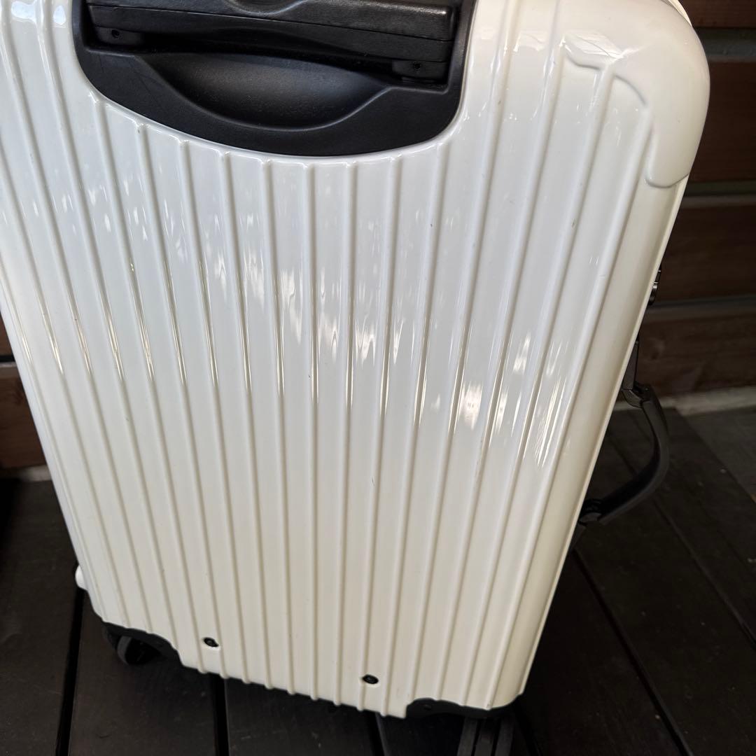 RIMOWA 63L ホワイト キャリーケース no.89840