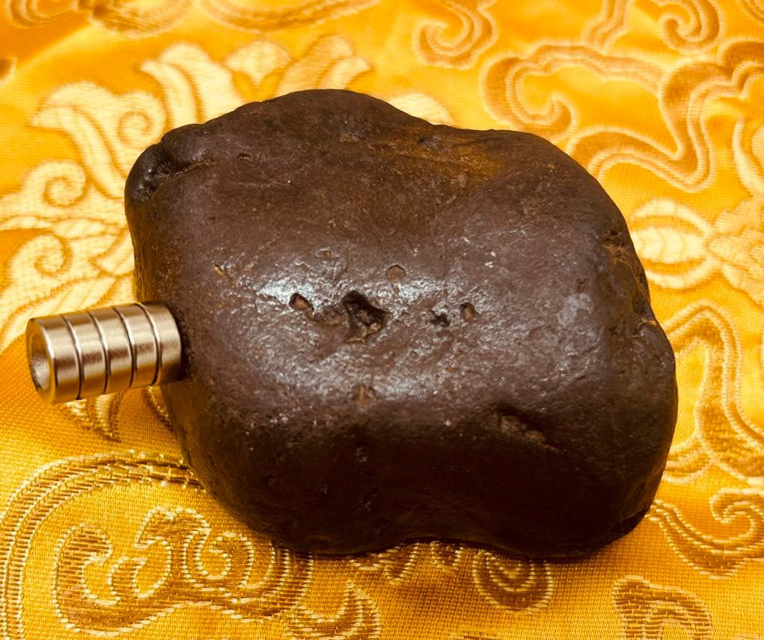 .宇宙パワー強い鉄隕石 石質隕石宇宙パワー 不思議の石鉄隕石アンティーク 時代物