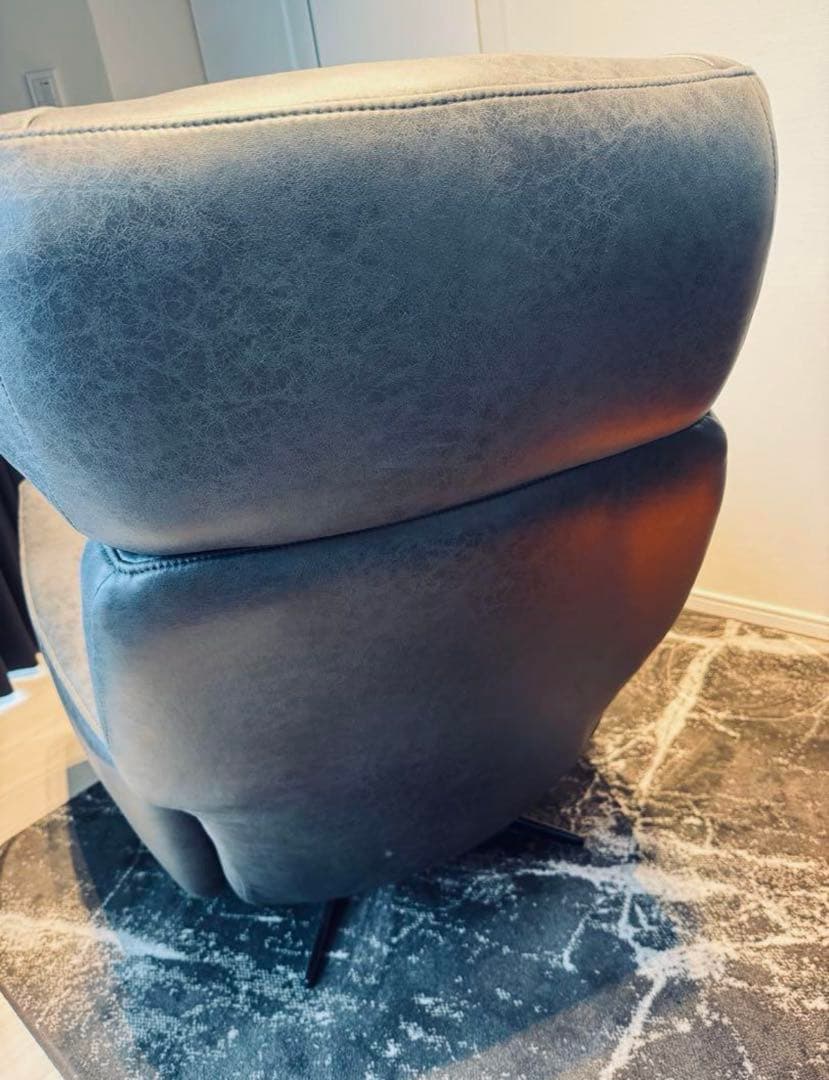 【新品未使用】【送料込み】電動リクライニングチェアレザーテック革　人気カラー