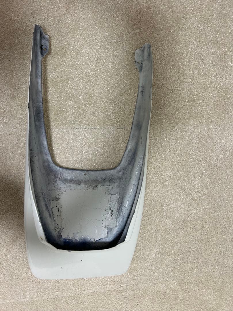 バイク用白色カウル