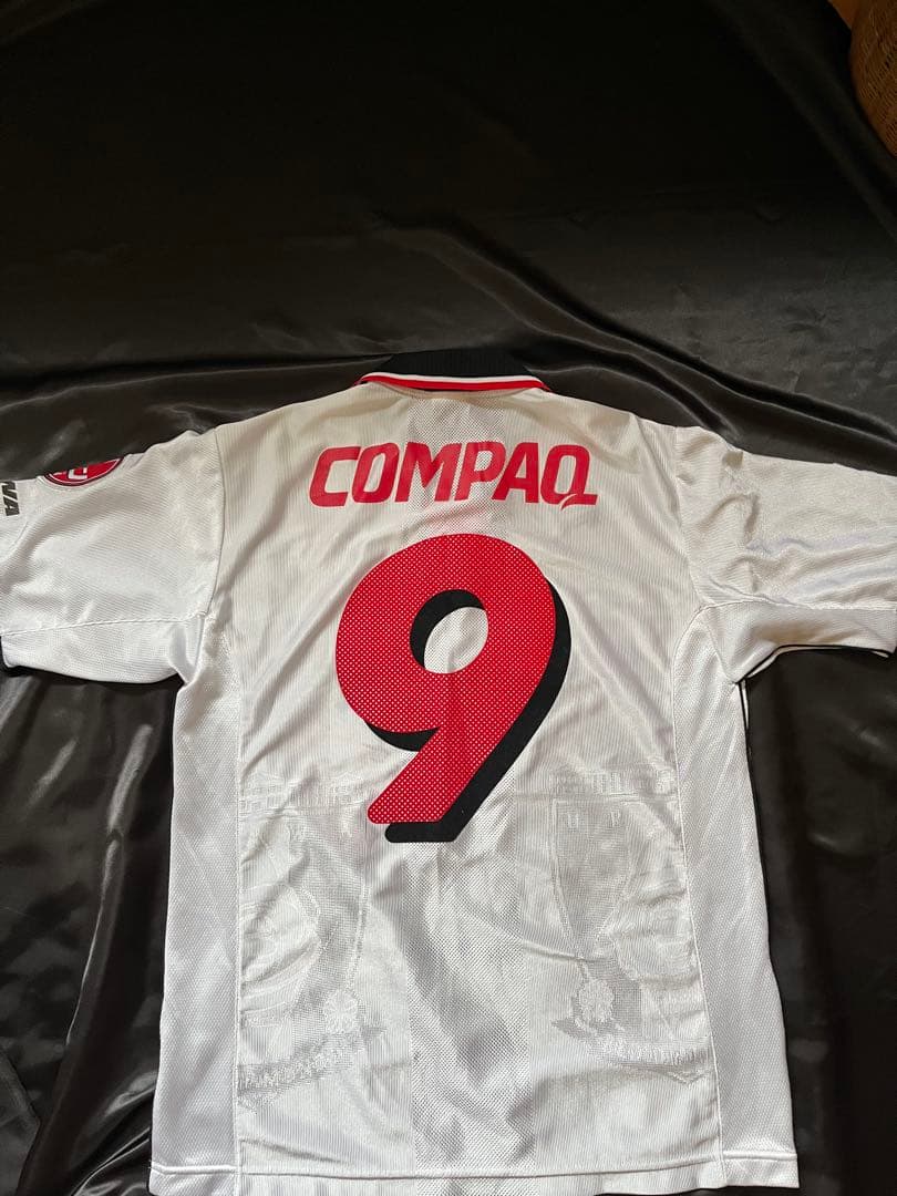 【美品/希少】2002年 浦和レッズ アウェイ ユニフォーム NO.9 S-M