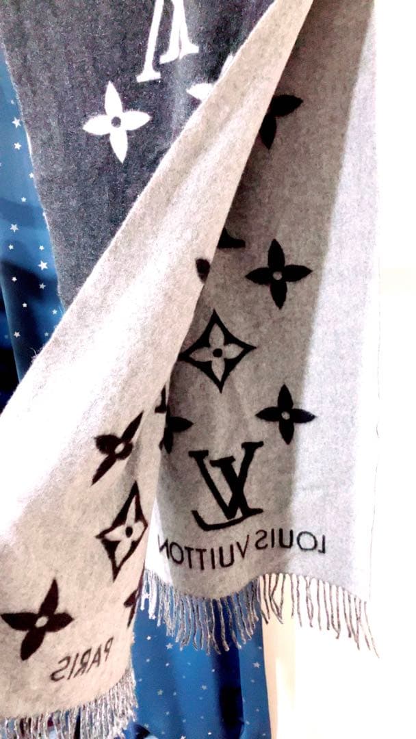 VUITTONマフラー