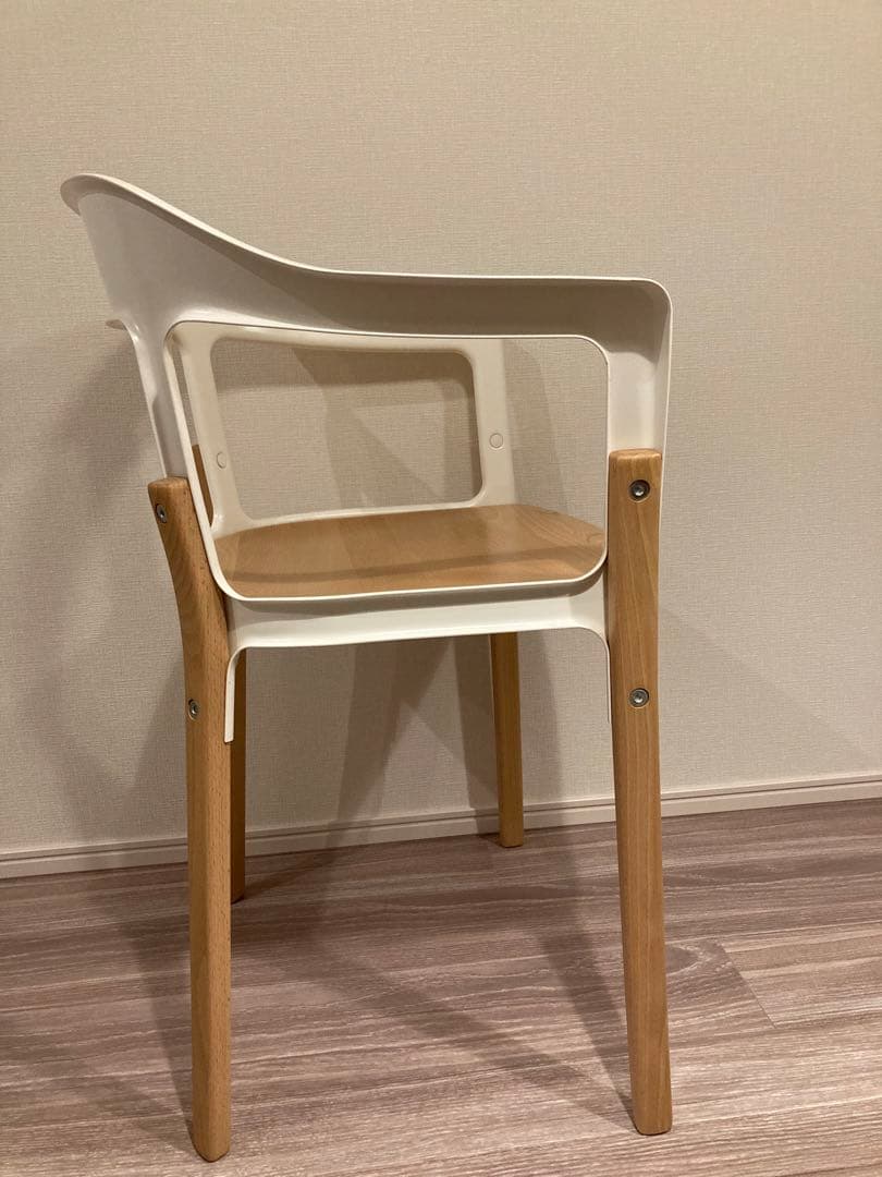 マジス◎MAGIS横浜市にきてくださる方◎スチールウッドチェア