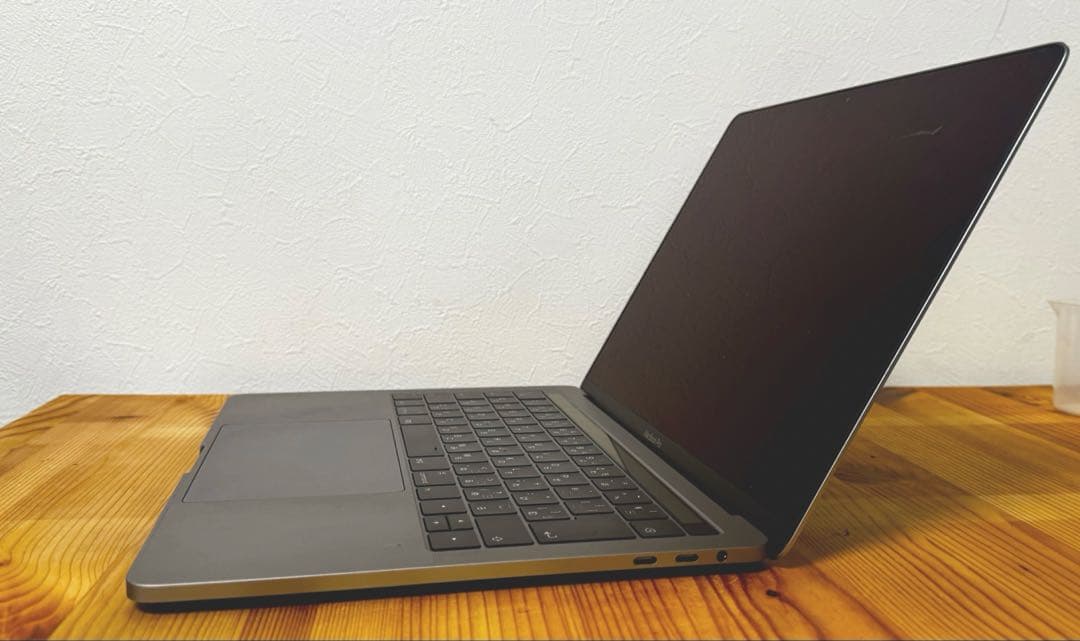 MacBook本体 MacBook Pro 13inch 4 Thunderbolt 3