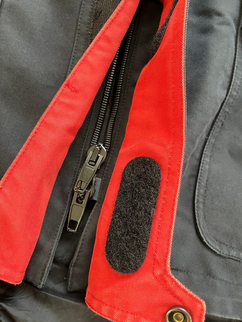 バレンシアガ Cシェイプ マウンテンパーカーブルゾン メンズ 46