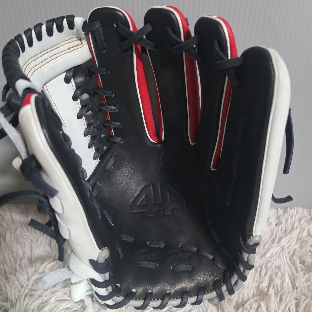 りょ　フォーティーフォー44　軟式グローブ
