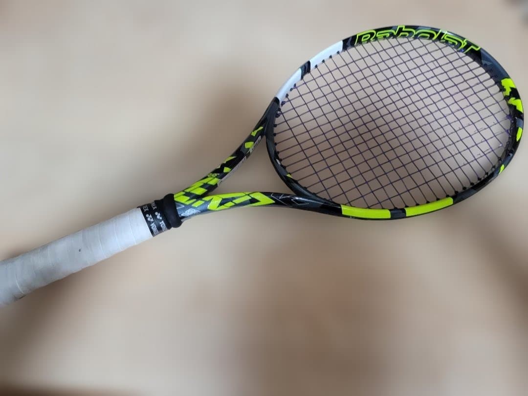 moko。バボラ ピュアアエロ98 グリップ3 ベストマッチ2本セット