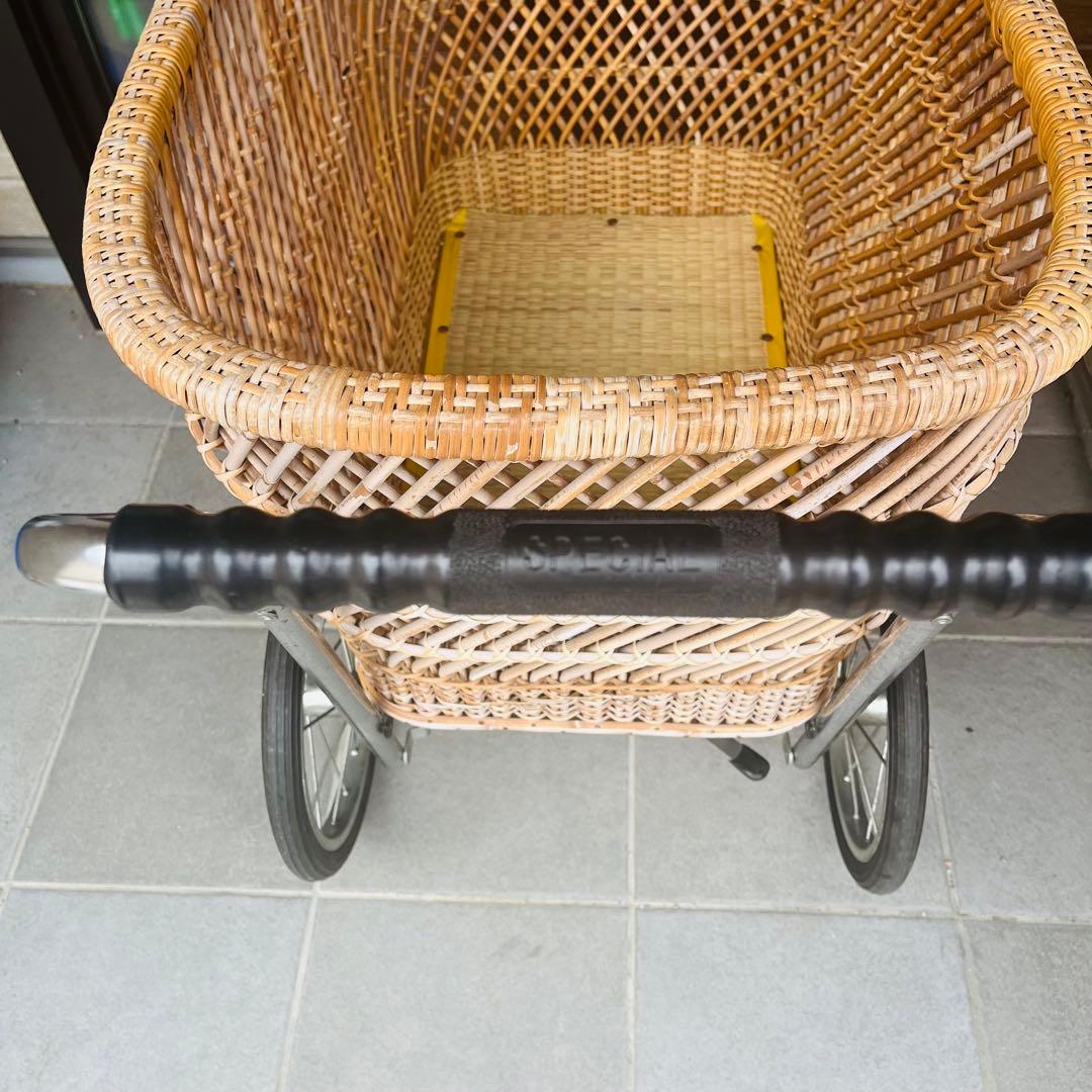 乳母車　レトロ　ランタン乳母車　ベビーカー