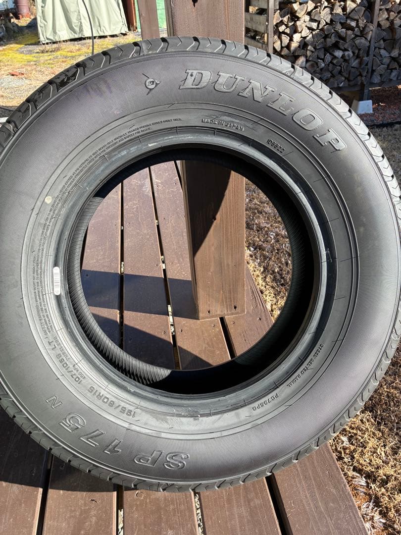 ハイエース新車外し　15インチタイヤ 4本セット　2025年製