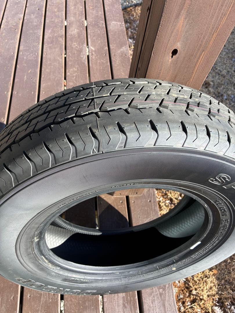 ハイエース新車外し　15インチタイヤ 4本セット　2025年製