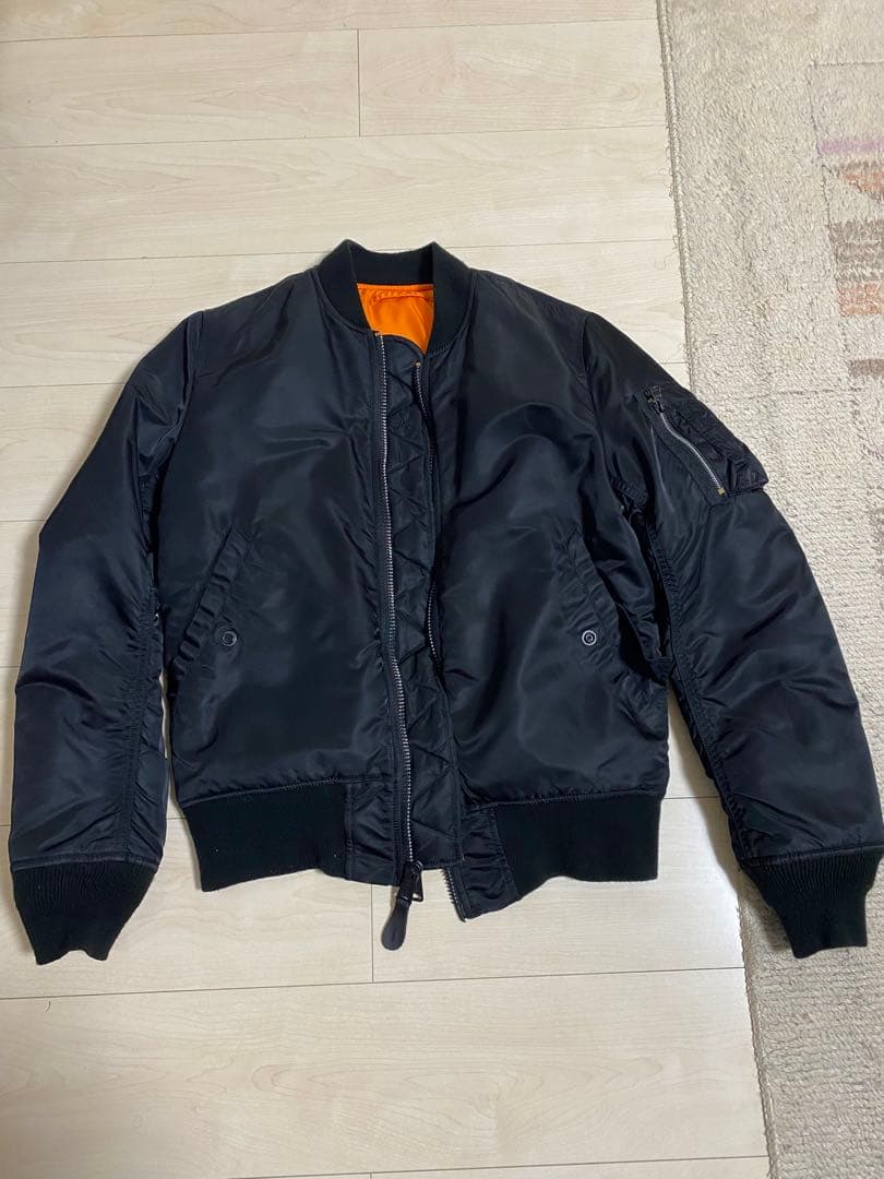 美品　アルファ インダストリーズ MA-1 フライトジャケット S 黒