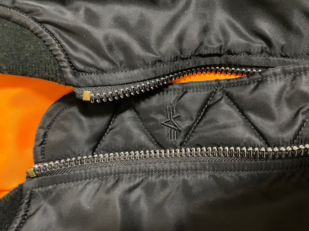 美品　アルファ インダストリーズ MA-1 フライトジャケット S 黒