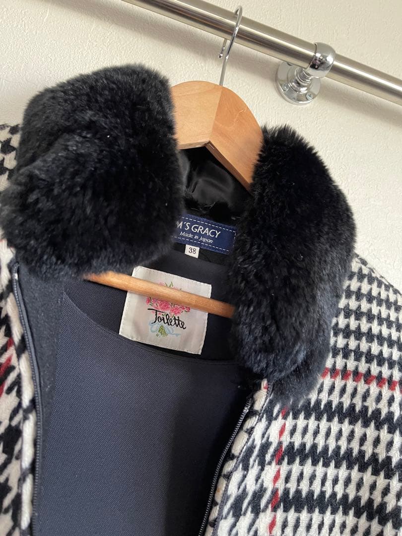 ⭐︎ M`s GRACY ⭐︎ 億ションから出てきてアウディに乗りこむオンナ