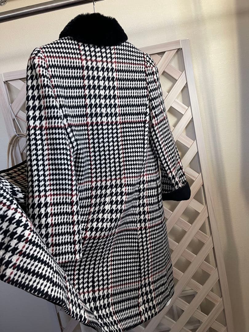 ⭐︎ M`s GRACY ⭐︎ 億ションから出てきてアウディに乗りこむオンナ