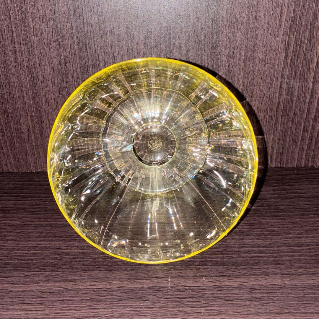 バカラ フロール　シャンパンクープ イエロー装飾