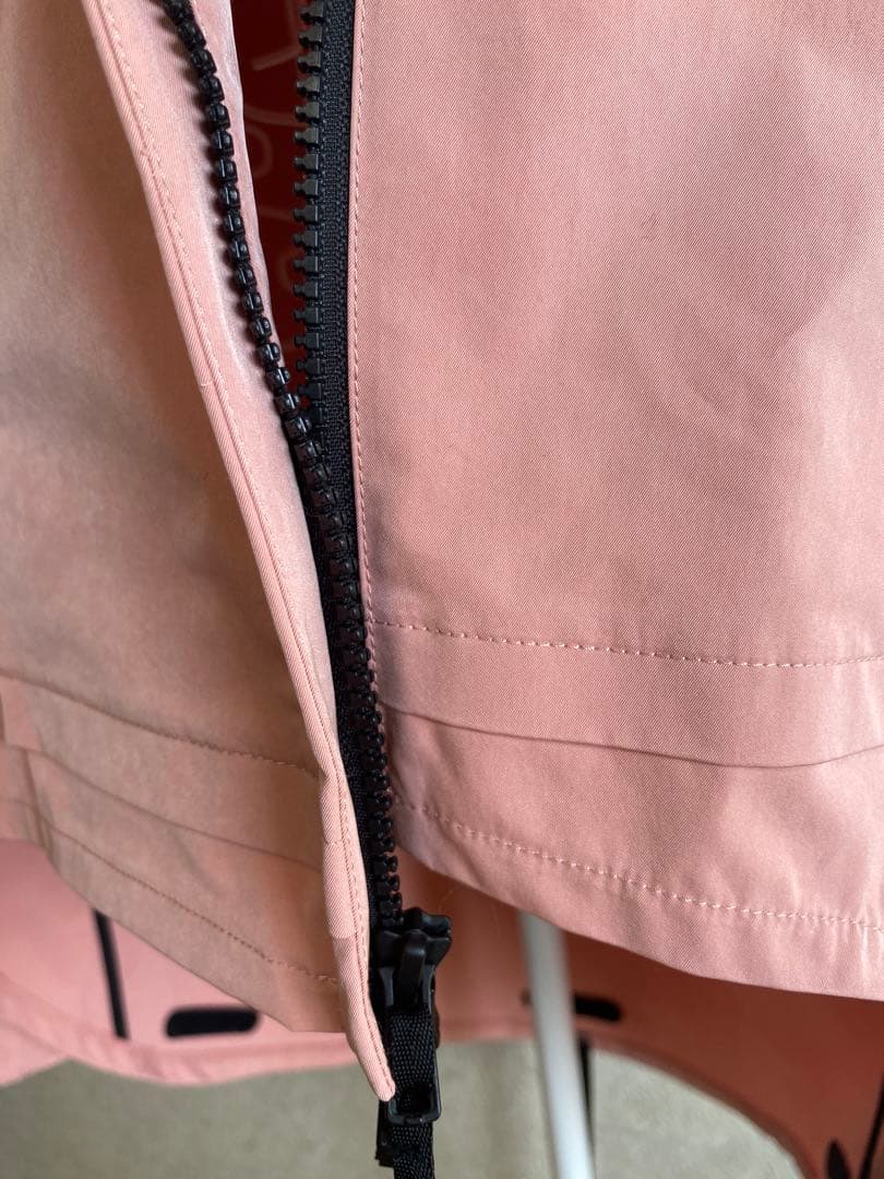 Ms　NIKE NIKELAB AAEナイキ　ウィンドブレイカー　サイズM