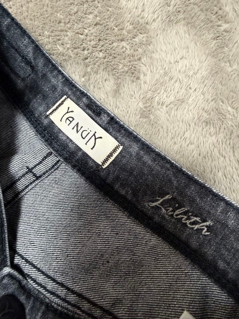 YANUKヤヌークLILITH ワイドストレート サイズ·22. (XS〜S)