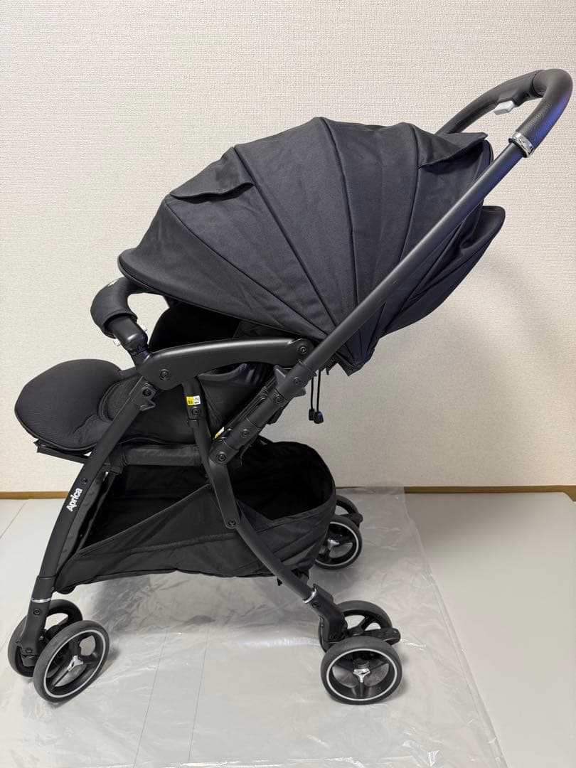 ApricaアップリカベビーカーラクーナクッションフリーAC【2023年モデル】